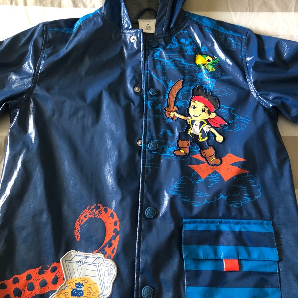 Disney Jake & Neverland Pirates Raincoat 💦 Sz 5/6